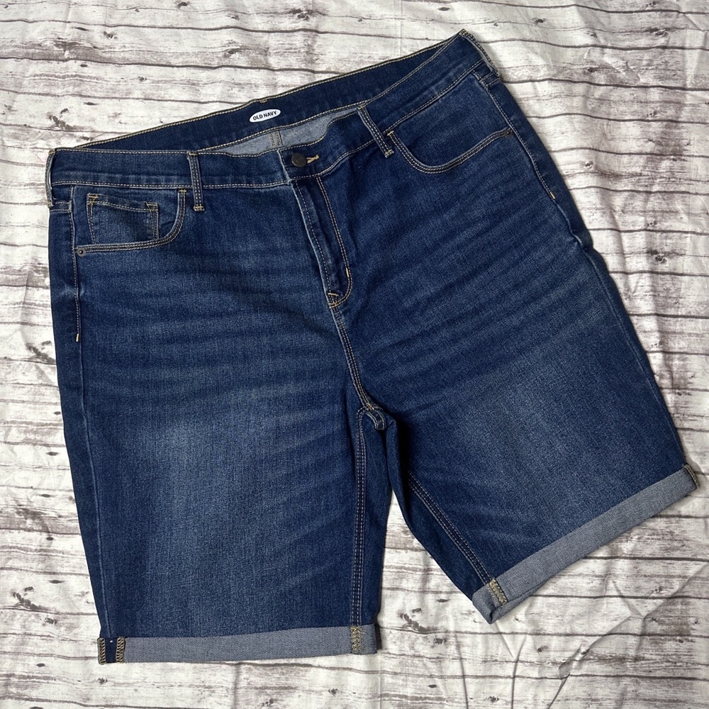 Old Navy Classic Blue Denim Shorts Bermuda length